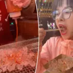 Gegrilde ijsblokjes op de barbecue: de ultieme streetfoodtrend uit China
