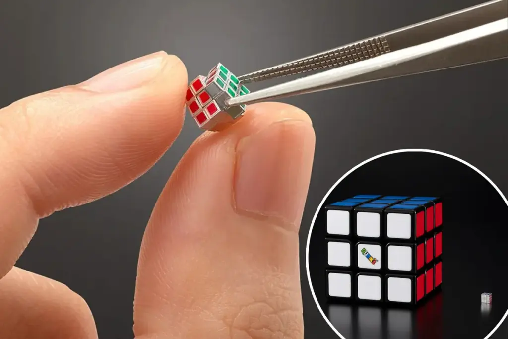 De kleinste Rubik’s Cube ooit onthuld – met een opvallend prijskaartje