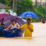 Overstromingen in Thailand: Evacuaties en Noodsituaties door Worstelingen met het Water