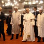 Paus Leo bezoekt de Blauwe Moskee in Istanbul: Een historische eerste