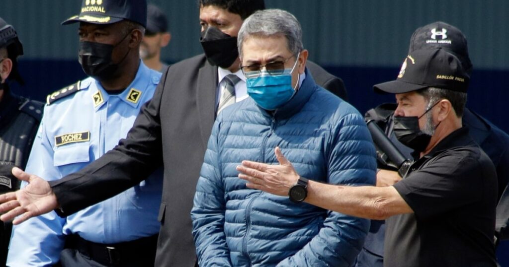 President Trump kondigt gratie aan voor voormalige Hondurase president Juan Orlando Hernandez