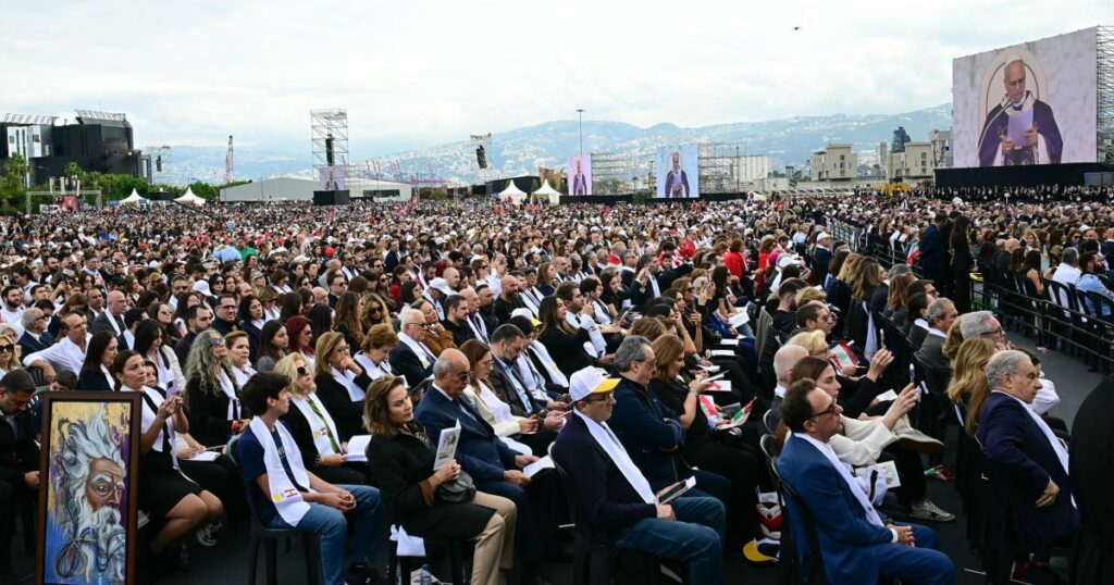 Bevrijdende boodschappen en hoop voor Libanon: de reis van paus Leo
