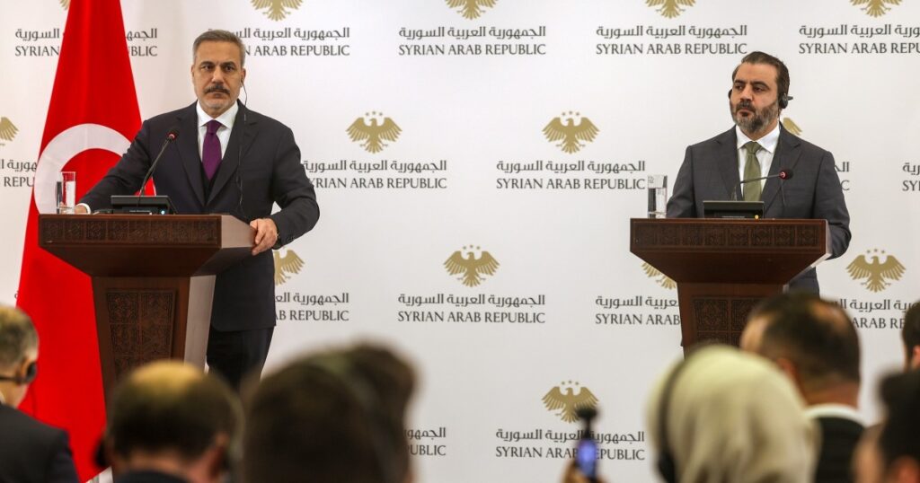 Conflicten en diplomatie in Syrië: de complexe dynamiek rond de SDF en Turkse betrokkenheid