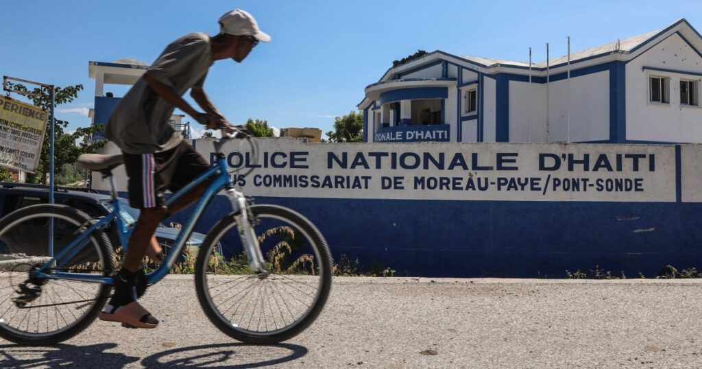 Grootschalige bende-aanvallen destabiliseren centraal Haïti en veroorzaken menselijke tragedie