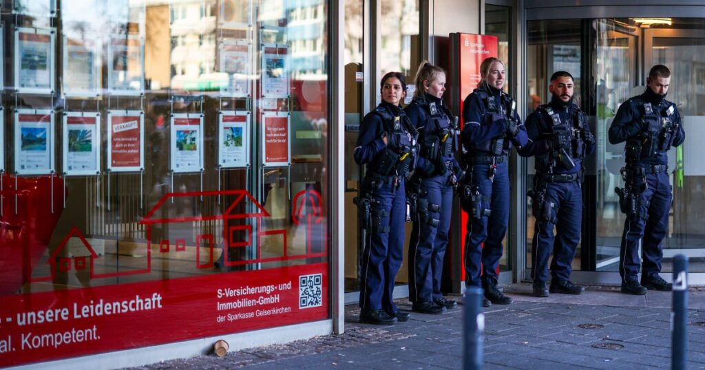 Grote Inbraak in Duitse Bank: Miljoenen Euro Gestolen uit Kluisjes