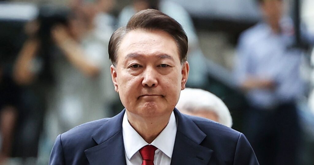 Het complot van Zuid-Korea's voormalige president Yoon Suk Yeol om de macht te concentreren en het land in chaos te sturen