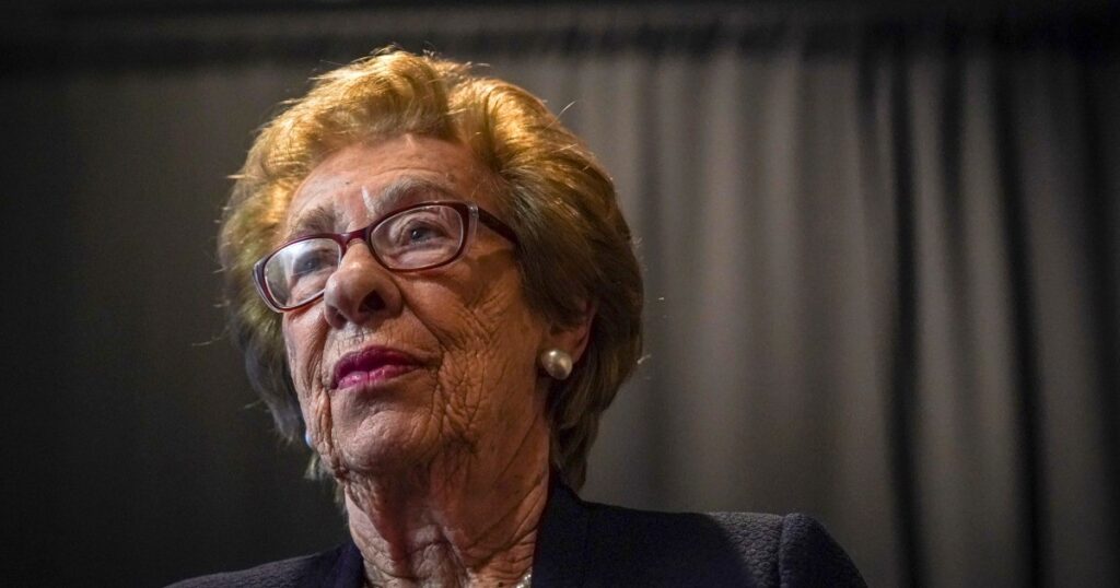 Eva Schloss: Overlevende van Auschwitz en Onvermoeibare Voorvechter van Herinnering en Verzoening