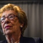 Eva Schloss: Overlevende van Auschwitz en Onvermoeibare Voorvechter van Herinnering en Verzoening