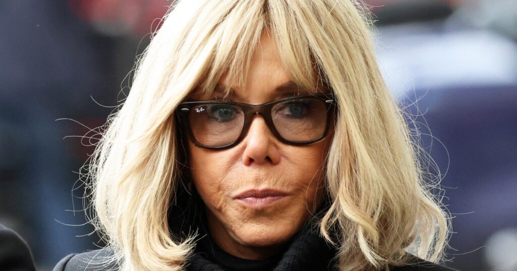 Hoe een rechtszaak in Parijs de cyberpesterijen rondom Brigitte Macron aanpakt