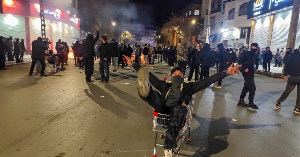 Massale protesten en harde repressie in Iran: een overzicht van de huidige situatie