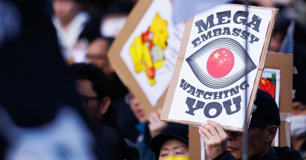 Veroordeelde bouw van de grootste Chinese ambassade in Londen roept controverse op