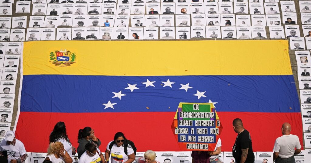 Vrijlating van Amerikaanse burgers uit Venezuela markeert belangrijke stap in politieke crisis