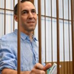 Vrijlating van Franse onderzoeker in Rusland rammelt de spanningen tussen Moskou en Parijs